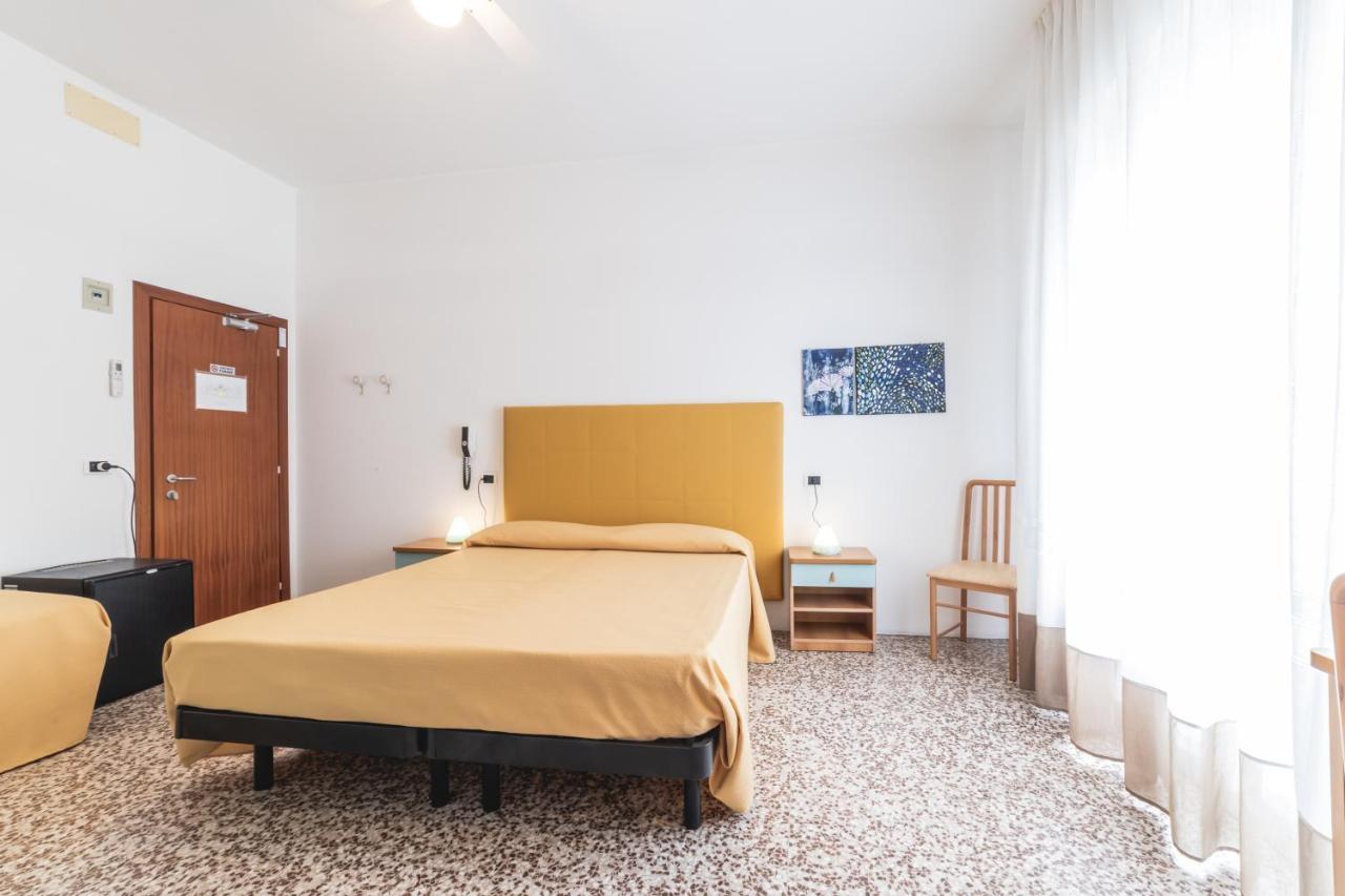 B&B Moresco Cattolica Dış mekan fotoğraf