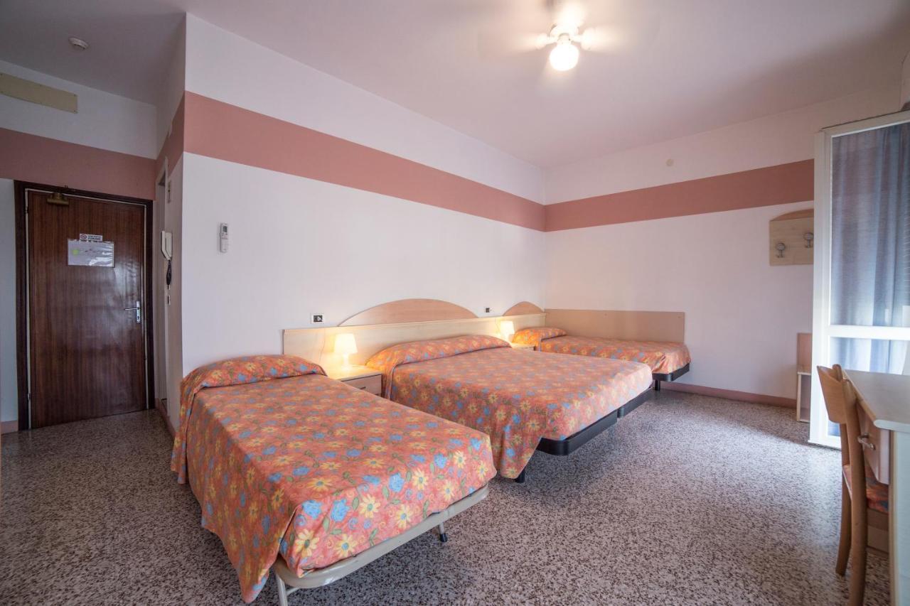 B&B Moresco Cattolica Dış mekan fotoğraf